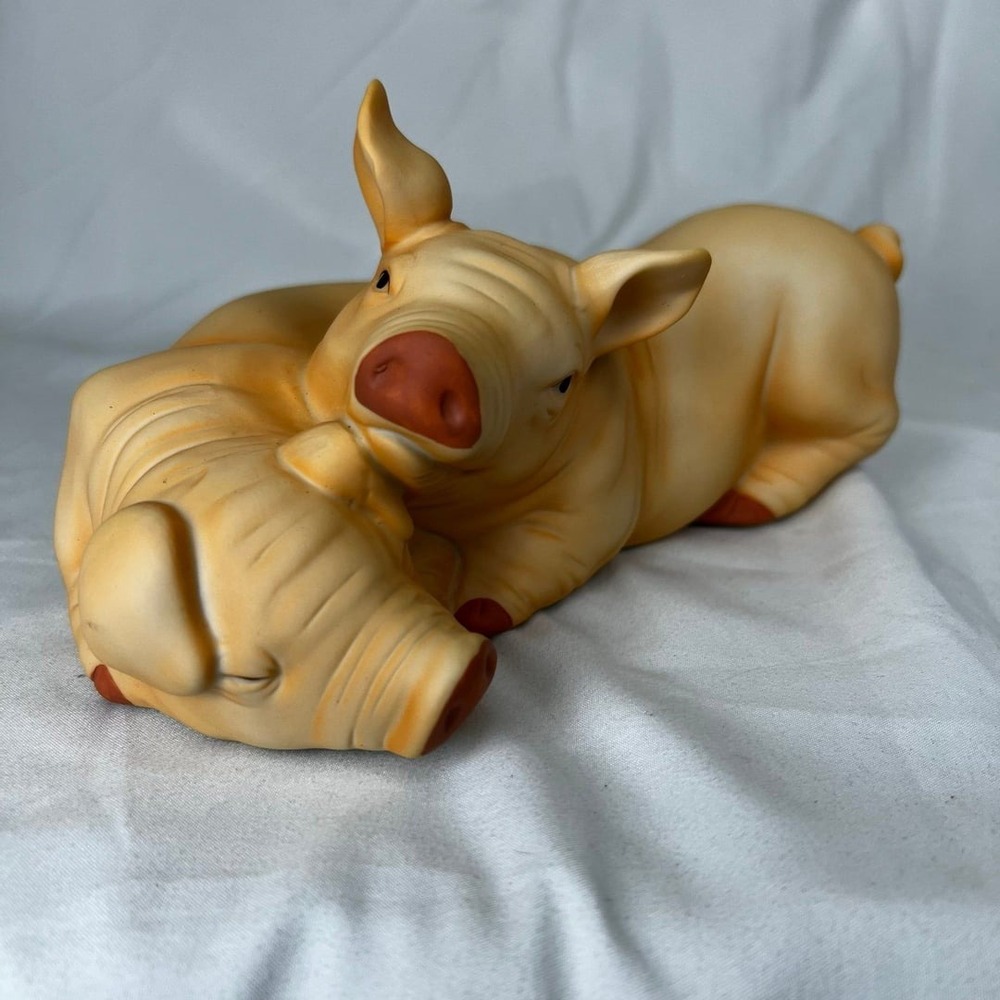 Vintage Pig Figurine Home Decor Tan Excellent Cuddling Pigs Farmhouse Style